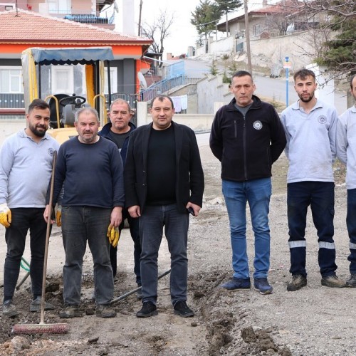 ASFALTSIZ YOL KALMAYANA KADAR ÇALIŞACAĞIZ