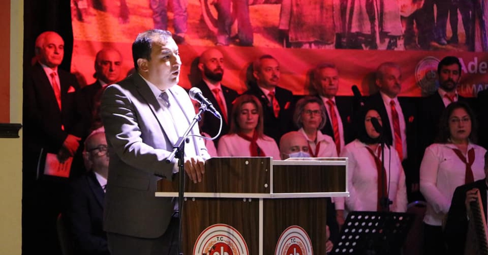 29 EKİM CUMHURİYET BAYRAMIMIZI KONSERLE, ŞARKILARLA TÜRKÜLERLE HERP BİRLİKTE COŞKUYLA KUTLADIK.