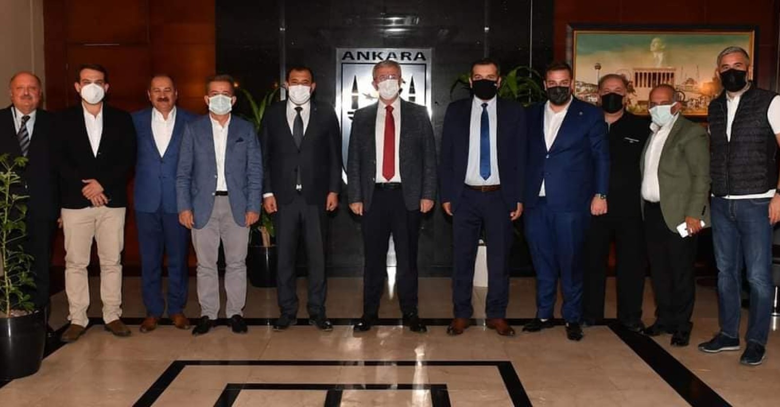 BÜYÜKŞEHİR BELEDİYE BAŞKANIMIZ SAYIN MANSUR YAVAŞ'I ZİYARET ETTİK...