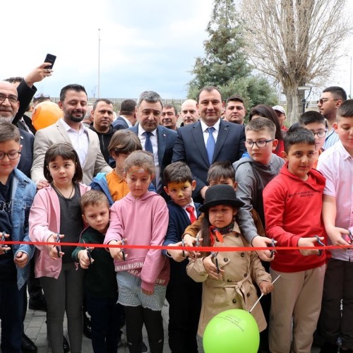 ELMADAĞ MUTLU ÇOCUKLARIN ŞEHRİ OLACAK