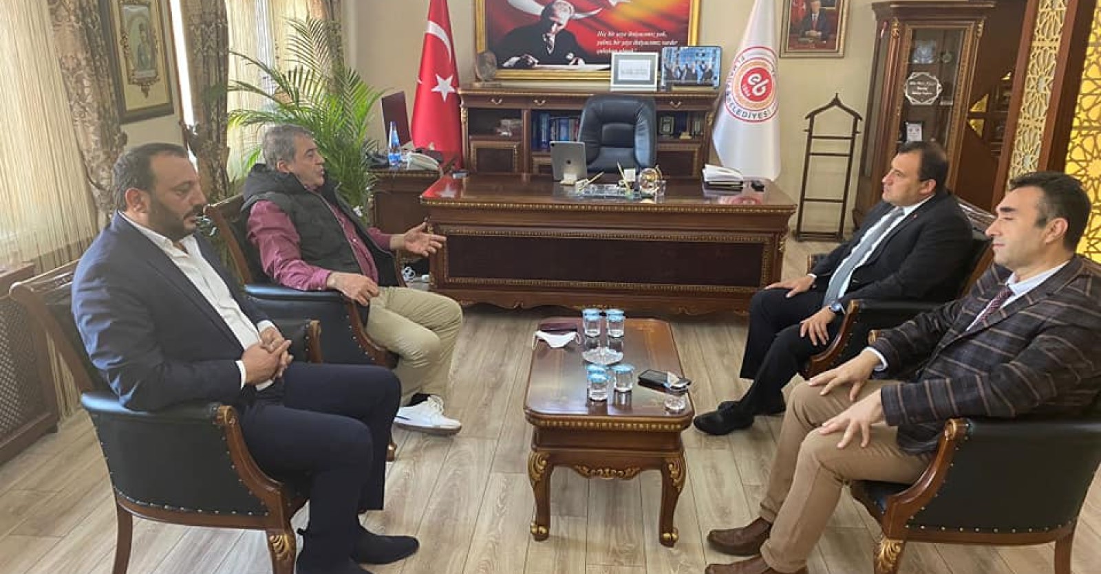 HASANOĞLAN BÖLGEMİZDE YAŞANAN SU SORUNUYLA İLGİLİ İSTİŞARRE GÖRÜŞMELERİ GERÇEKLEŞTİRDİK.